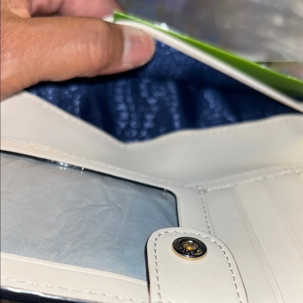 NWT Kate Spade Blue and White Wallet - Picture 7 of 12
